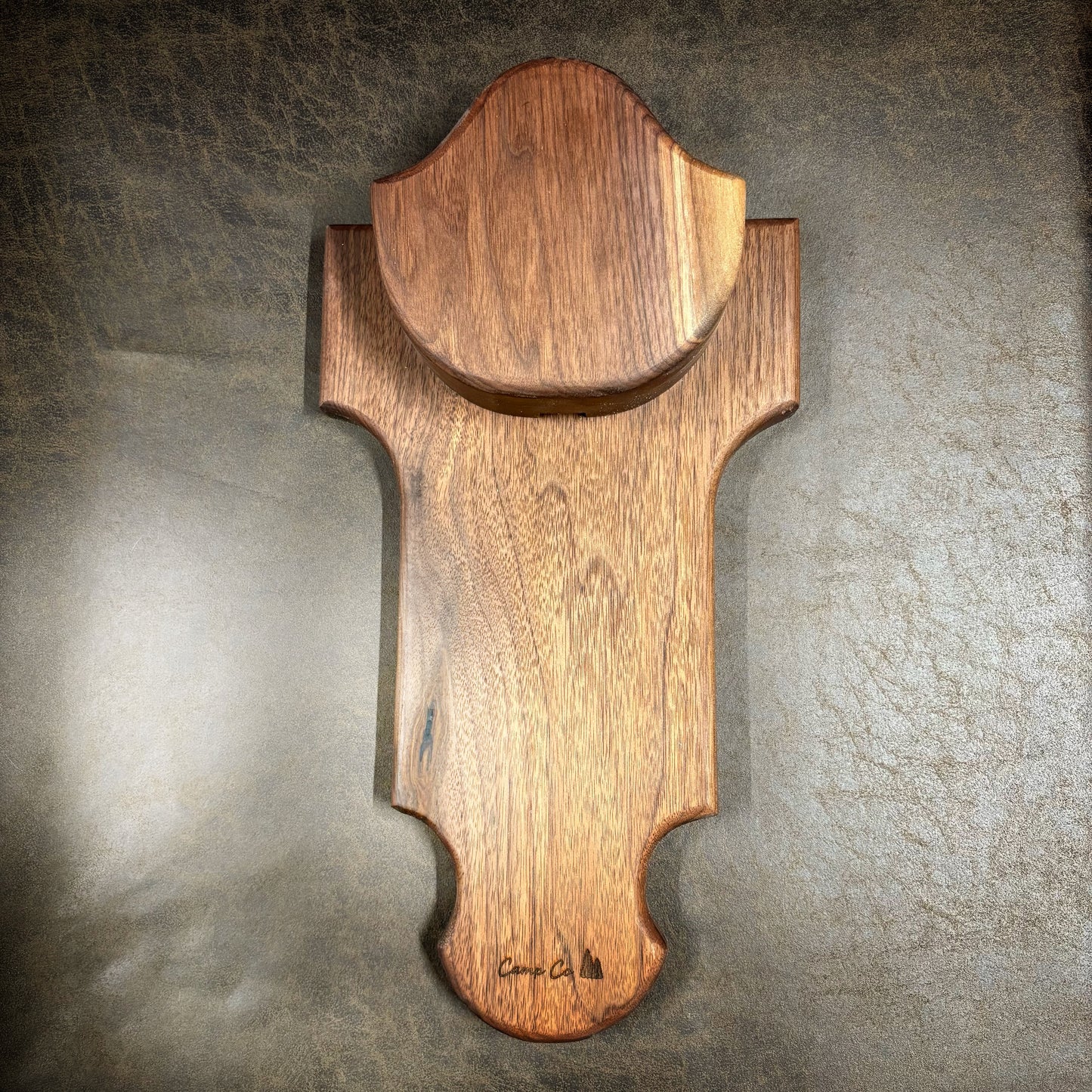 Walnut Turkey Fan Plaque